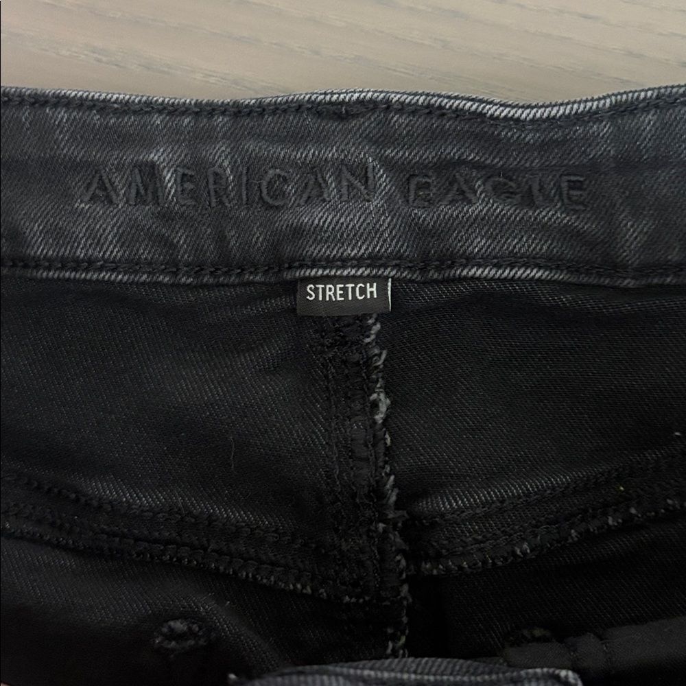 American Eagle Highest Rise Crossover Mom Shorts Black Grey Sz 10 - Picture 4 of 6
